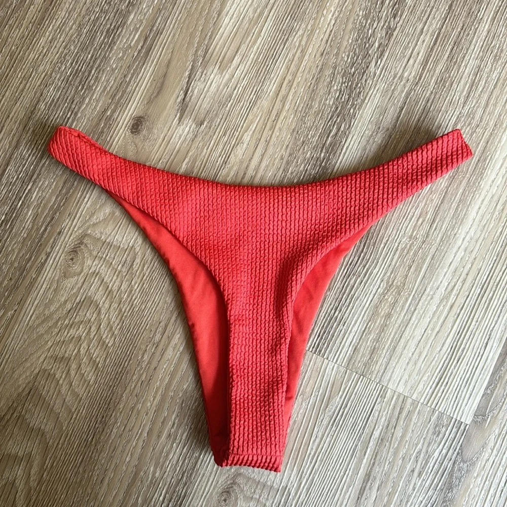 Monday Swimwear Byron Bay Thong Bikini Bottoms